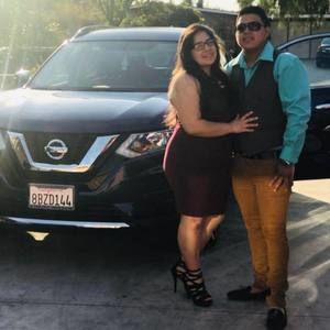 Meet your Posher, Hector andres